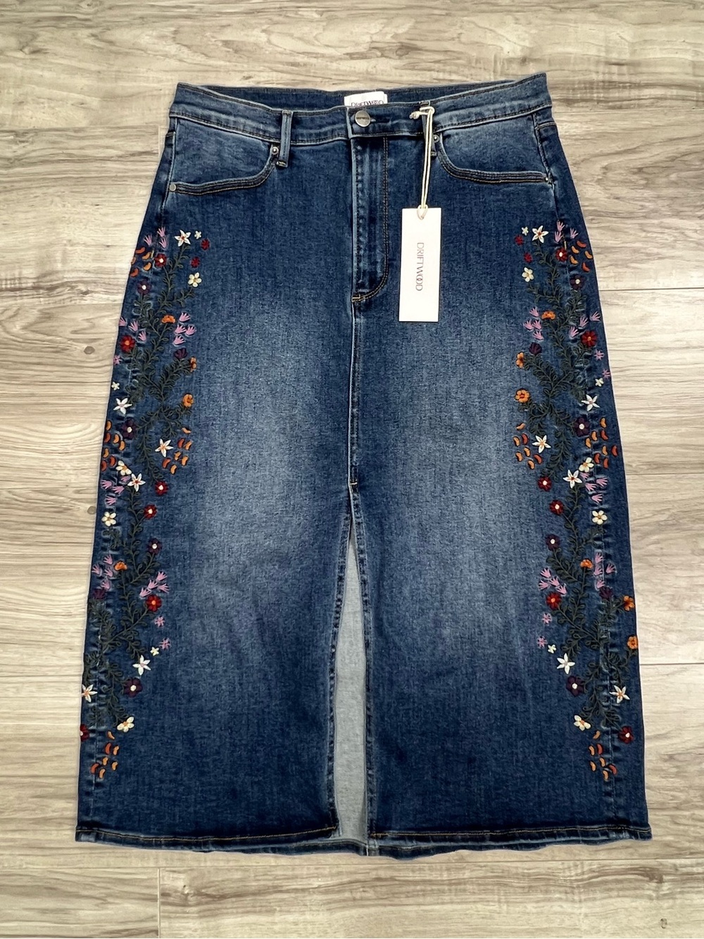 Driftwood Piper Floral Embroidered Blue Denim Mini Skirt Size 10 NWT